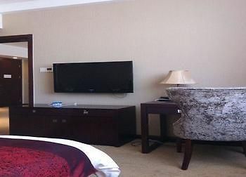 Honghe Hotel Nanjing  Exterior photo